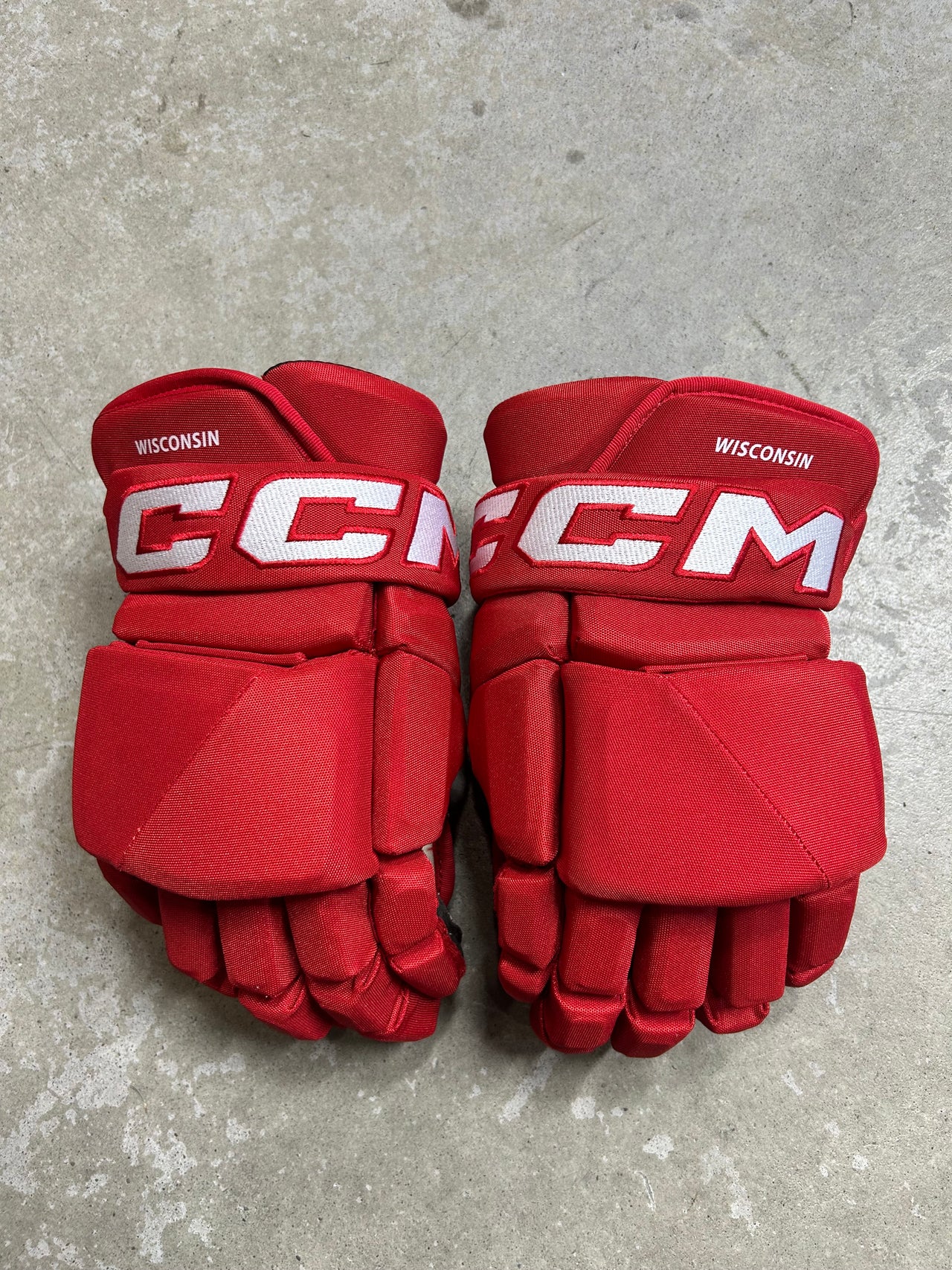 15” CCM Pro Stock NCAA Hockey Gloves (New)