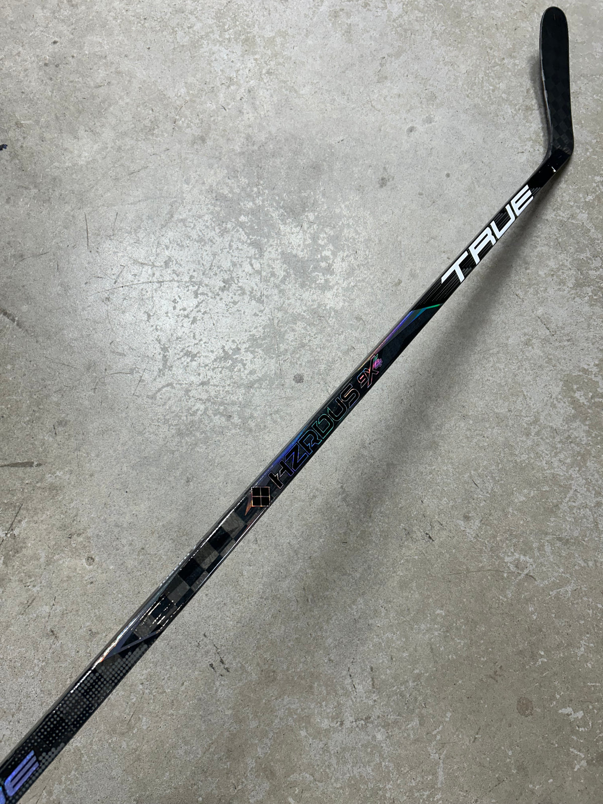 Left Hand 80 Flex Custom P28 True Hzrdus 9x4 (New) Pro Stock