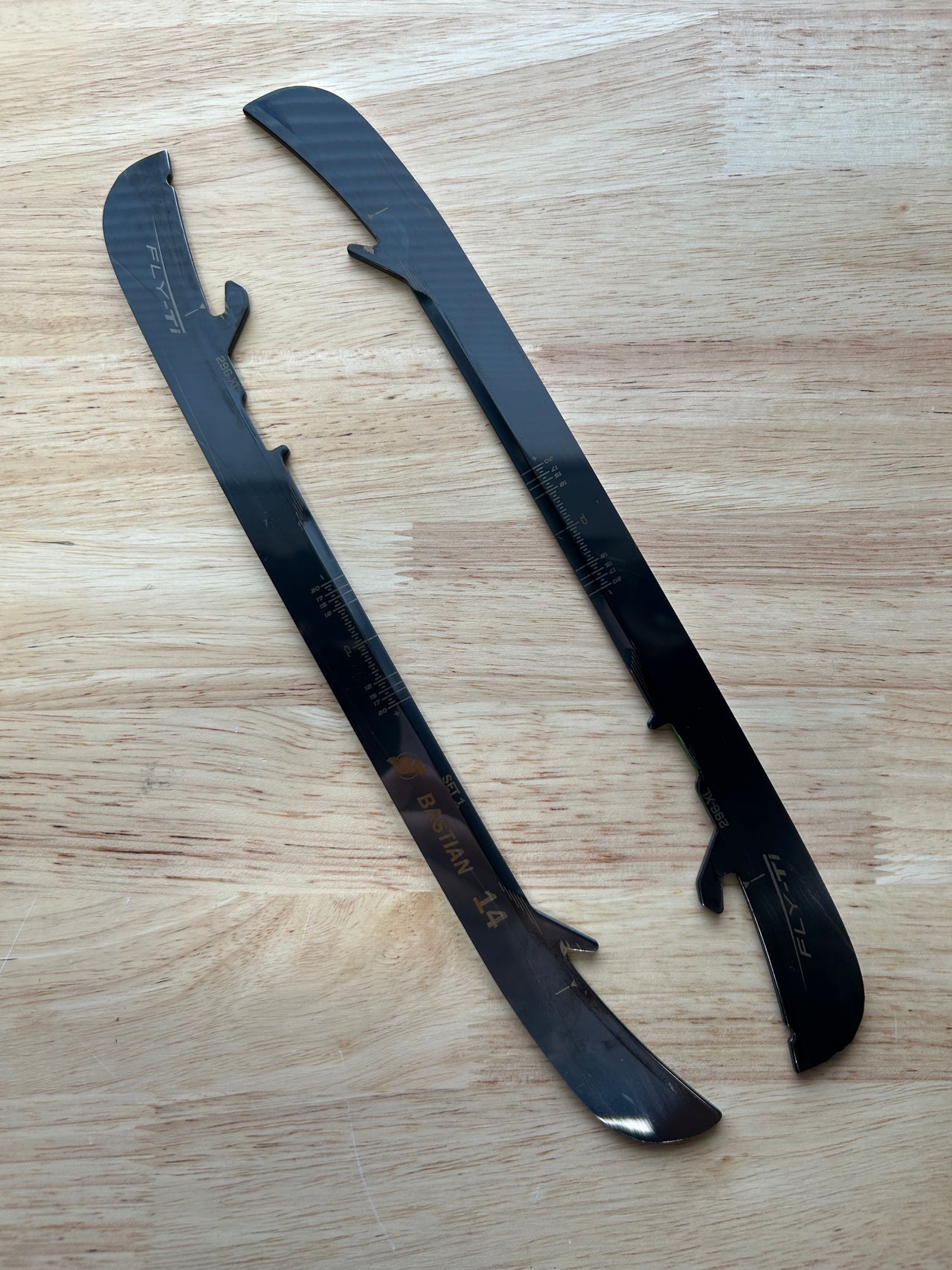 296mm Bauer FLY-TI Used (Like New) NHL New Jersey Devils Nathan Bastian Pro Stock (Blade/Runner)