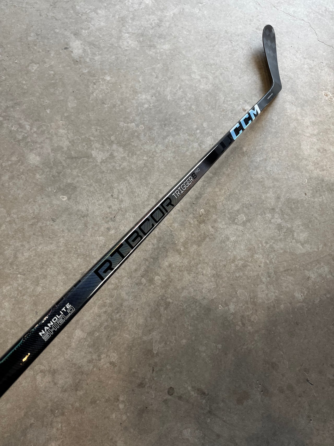 Left Hand 85 Flex P28 CCM Ribcor Trigger 8 Pro New