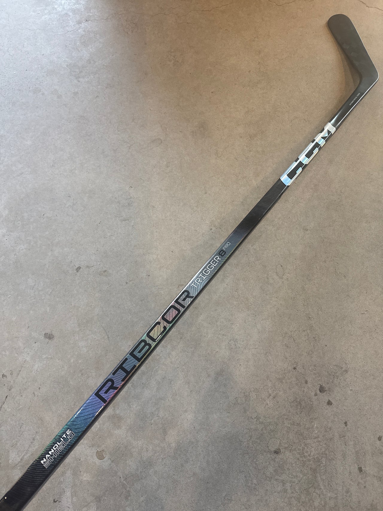 CCM RIBCORE TRIGGER 8 PRO - 95 FLEX - P29 - LEFT HAND - NEW