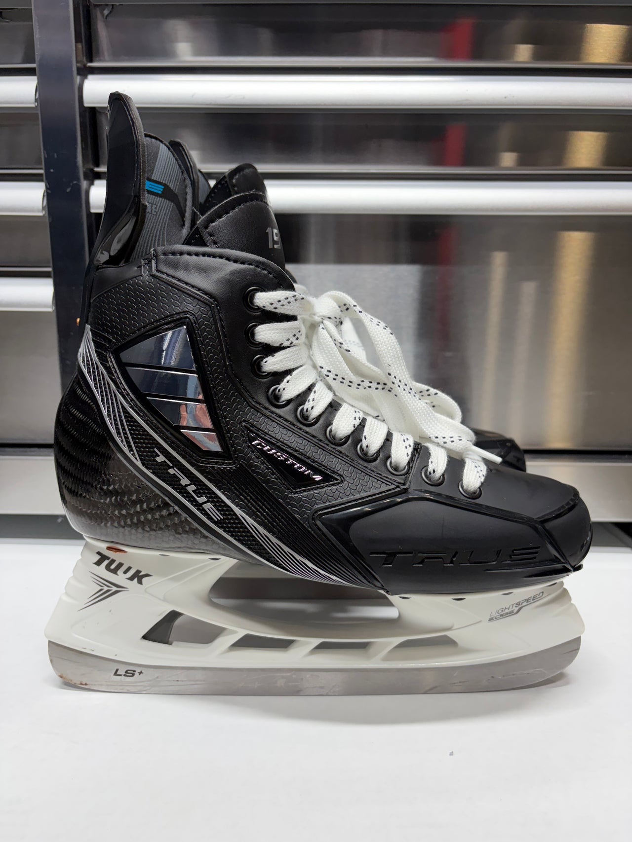 True SVH Custom Pro Skate Size 9 Tapered Width (New) OHL Pro Stock