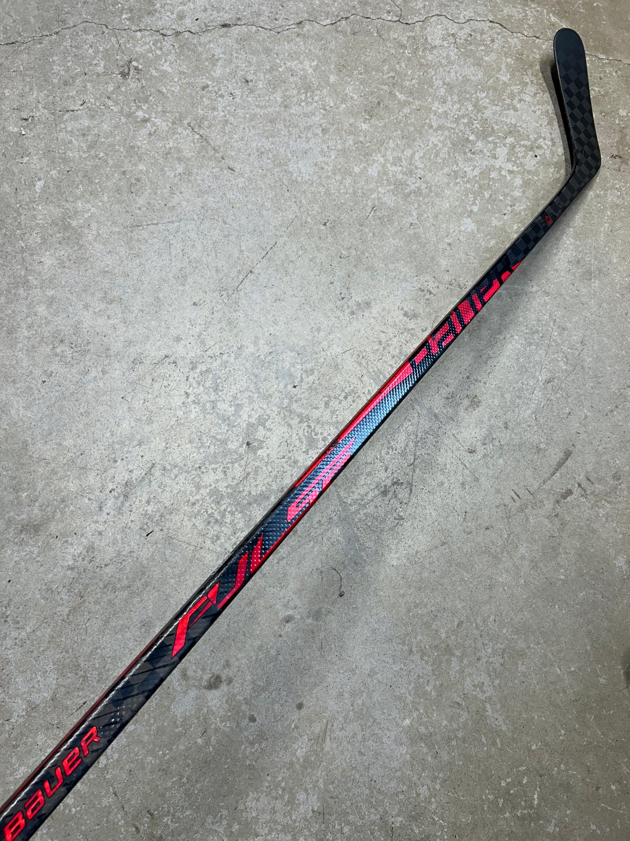 Left Hand 87 Flex P92M Bauer Pulse CHL Pro Stock (Restored)