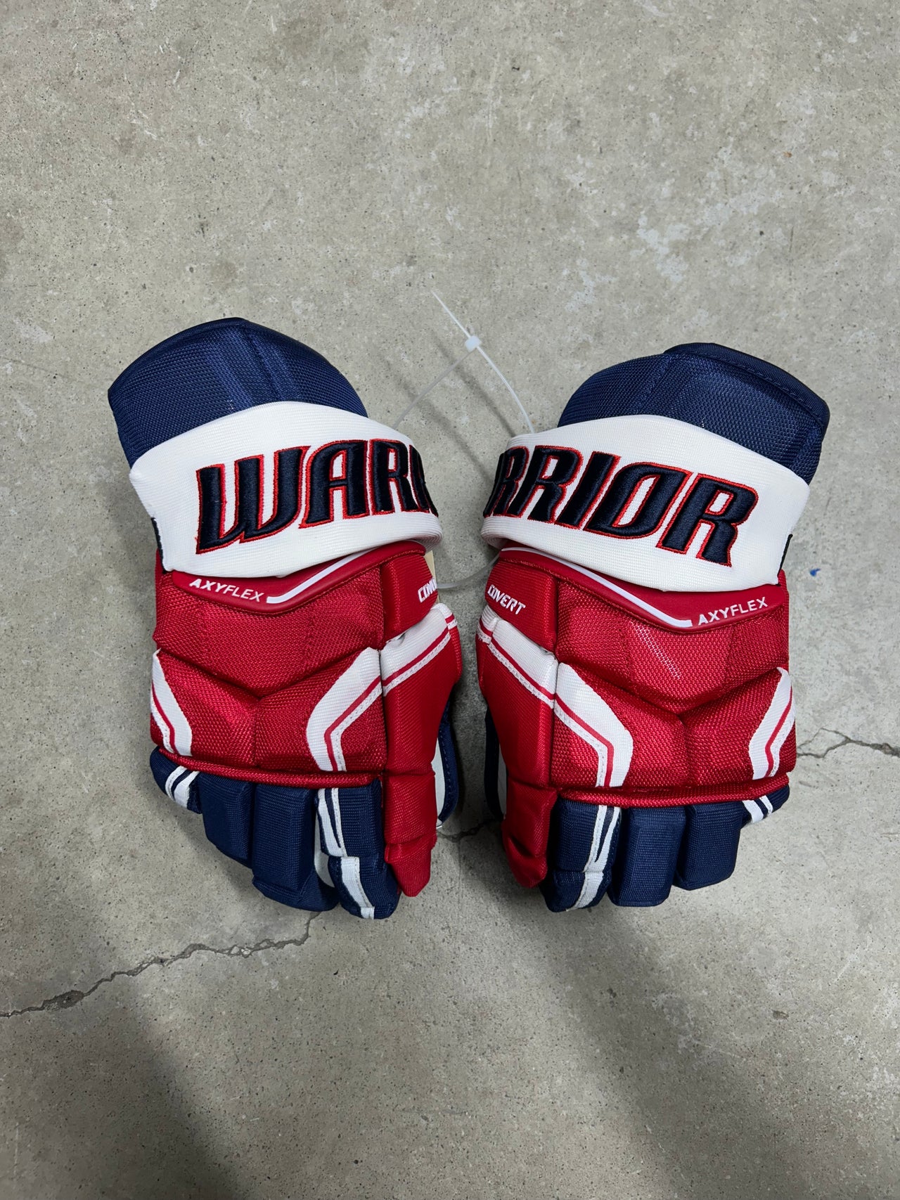 15” Warrior Covert Pro QRE Hockey Gloves (New) Montreal Canadiens NHL Pro Stock