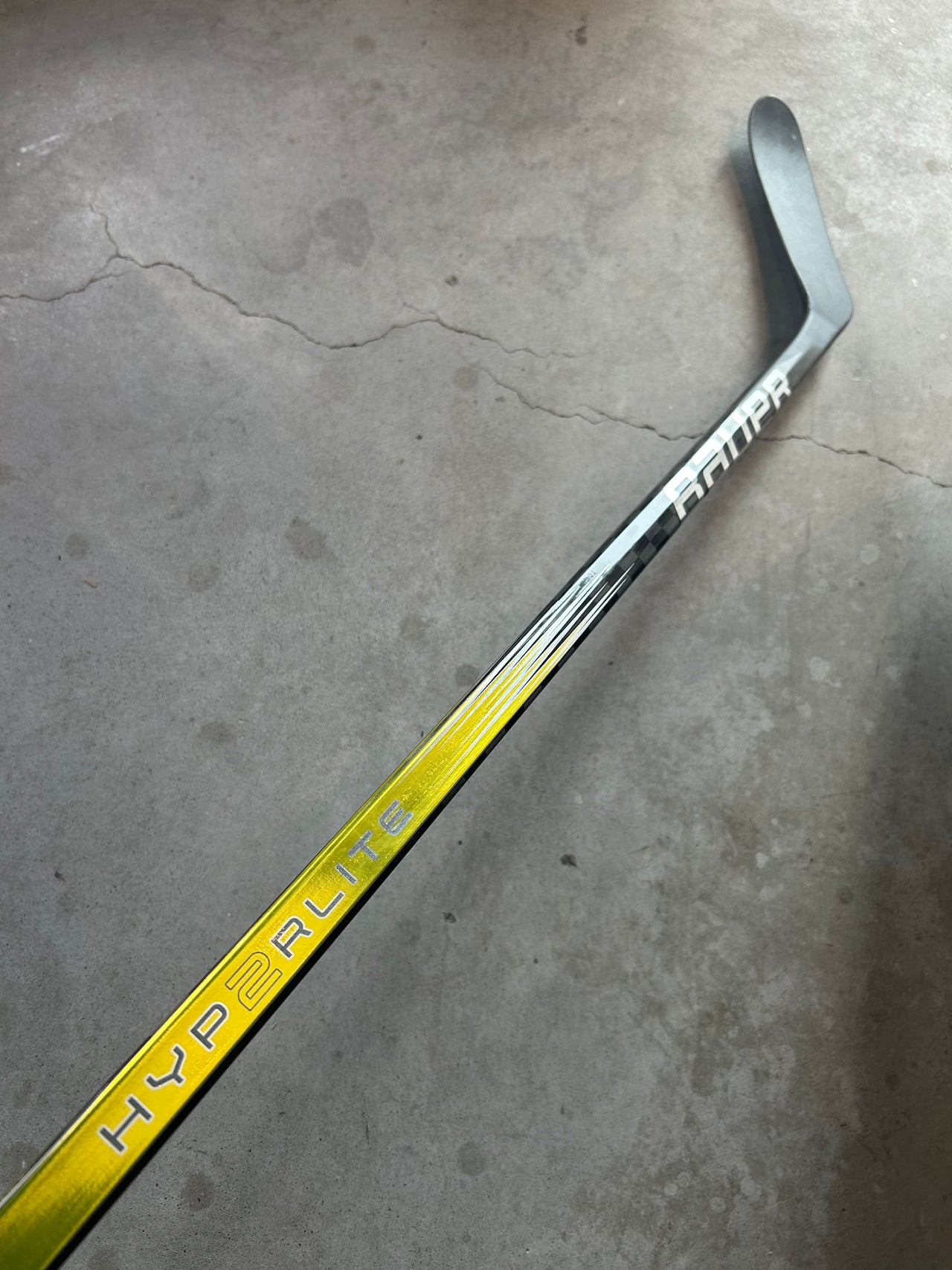 Left Hand 77 Flex P28M Bauer Hyperlite 2 New