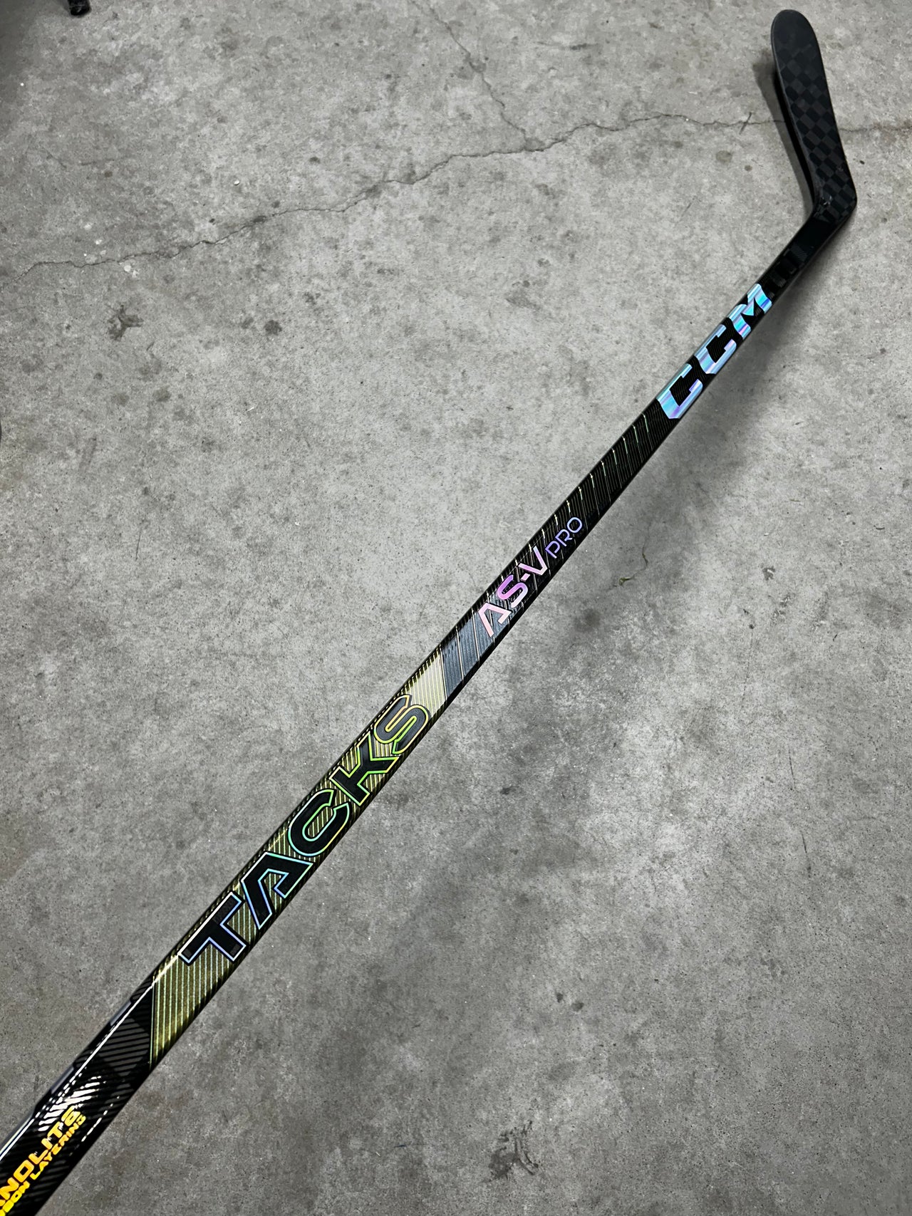 Left Hand 90 Flex P28M CCM Tacks ASV Pro New