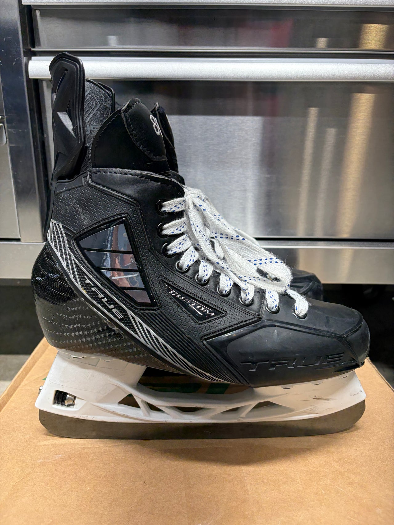 True SVH Custom Pro Skate Size 7 Wide Width (Like New) OHL Pro Stock