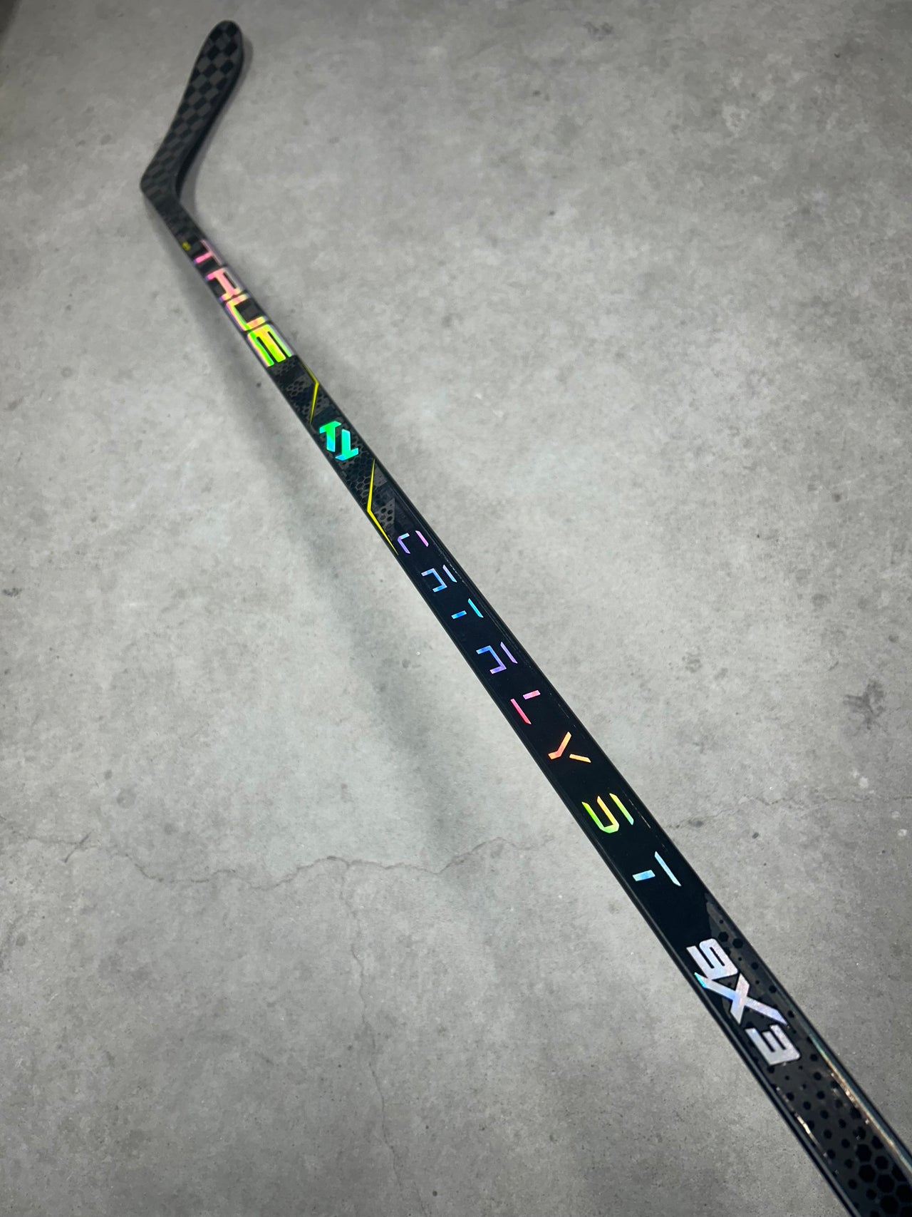 Right Hand 85 Flex P28 True Catalyst 9X3 (New) Pro Stock NHL