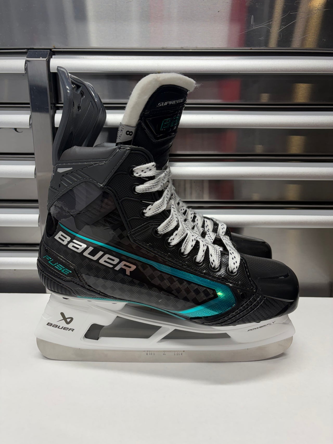 Bauer Supreme Fuse Skate Size 8 FIT 2 (New) NHL Pro Stock