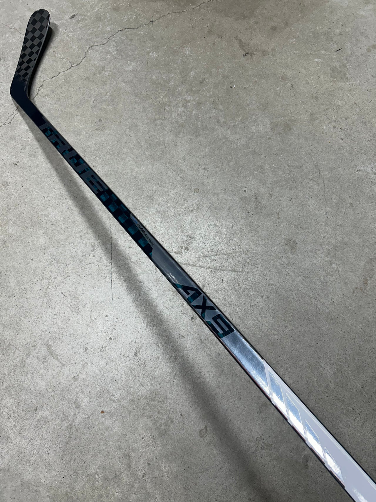 Right Hand 95 Flex P92 True AX9 (New) Pro Stock NHL