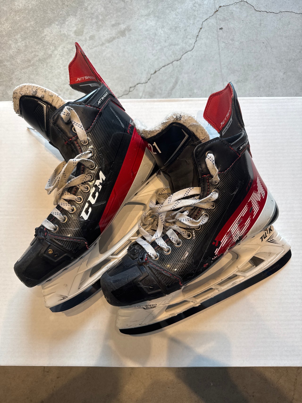 CCM FT4 Pro Skate New Size 11 Regular Width ECHL Pro Stock