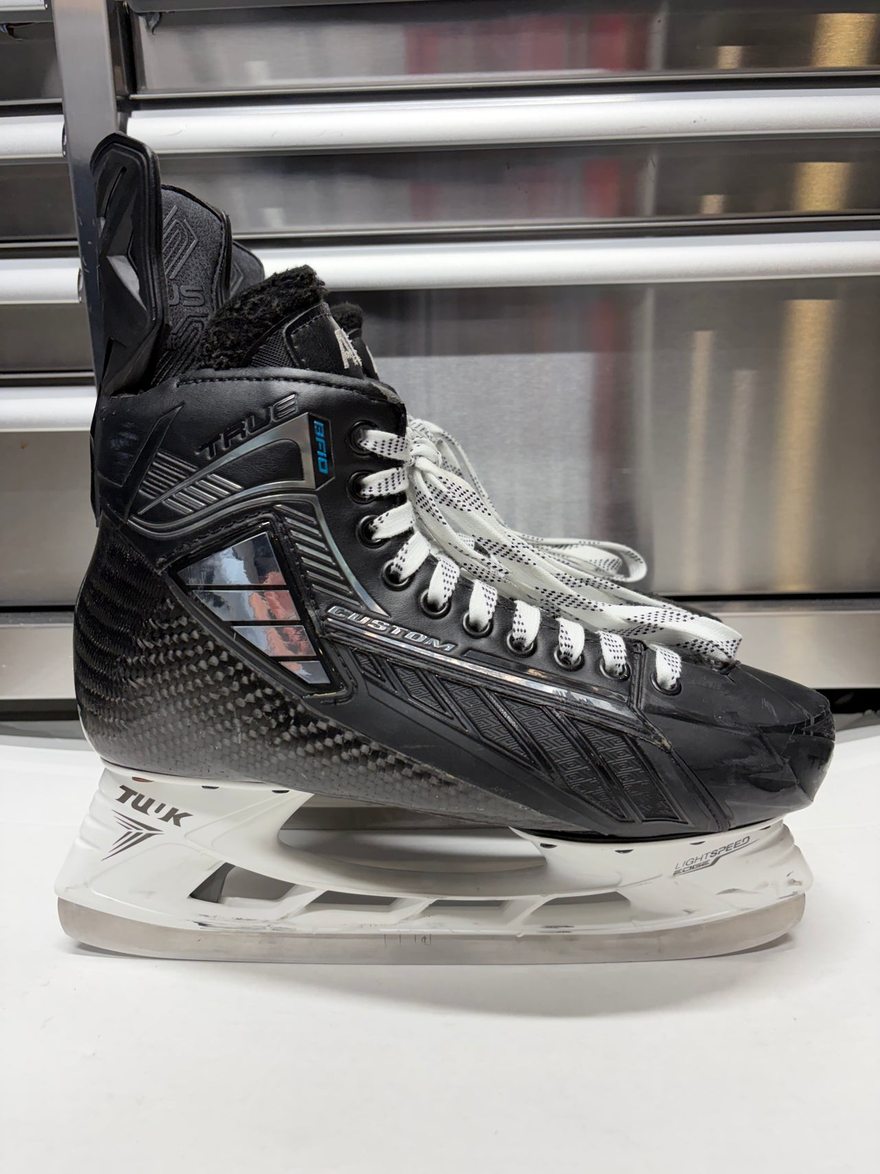 True SVH Custom Pro Skate Size 10 NHL Pro Stock (Like New)