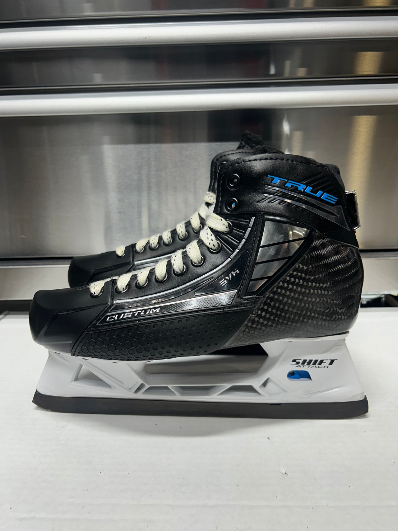 True SVH Two Piece Custom Pro Goalie Skate Size 7 Regular Width Pro Stock (New)
