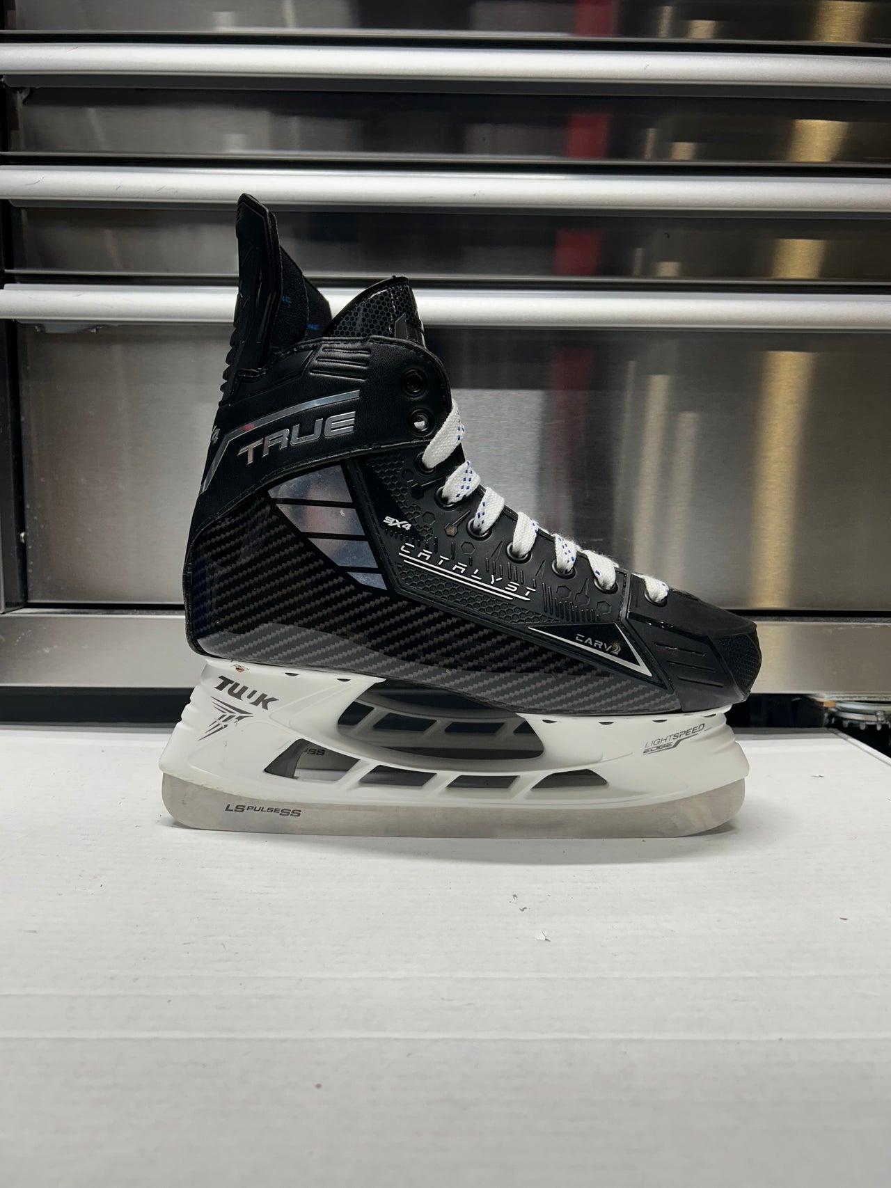 True Catalyst 9X4 Skate Size 7 Regular Width NHL Pro Stock (New)