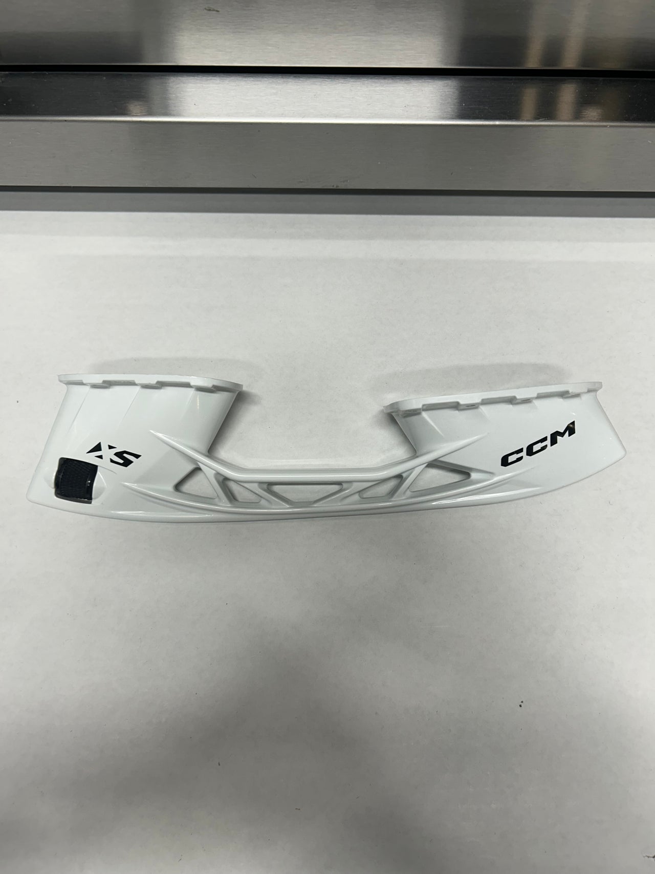 Right CCM XS Holder Senior Size 271mm (New) NHL Pro Stock