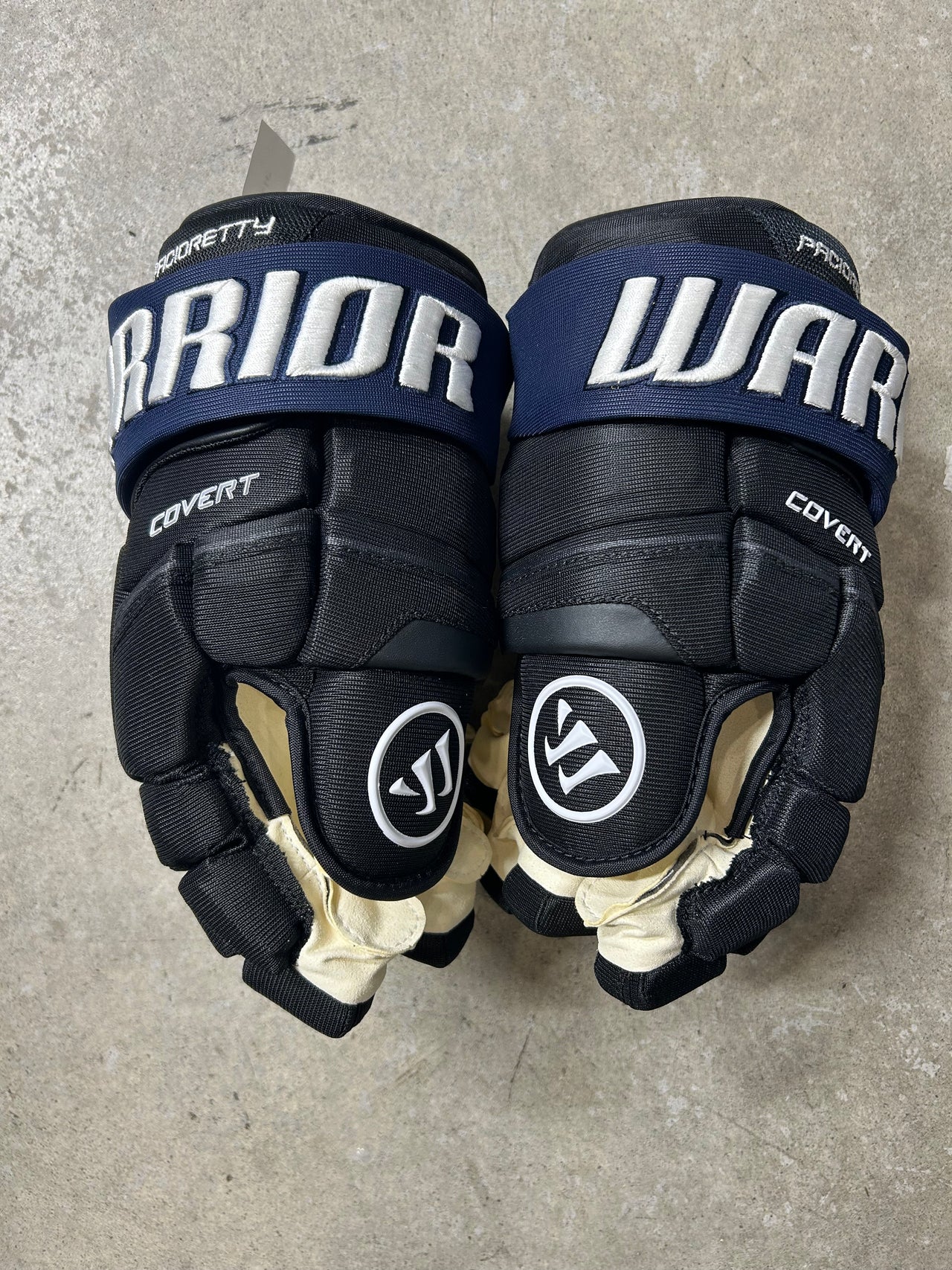 14โ Warrior Covert Pro Hockey Gloves (New) Toronto Maple Leafs Pro Stock