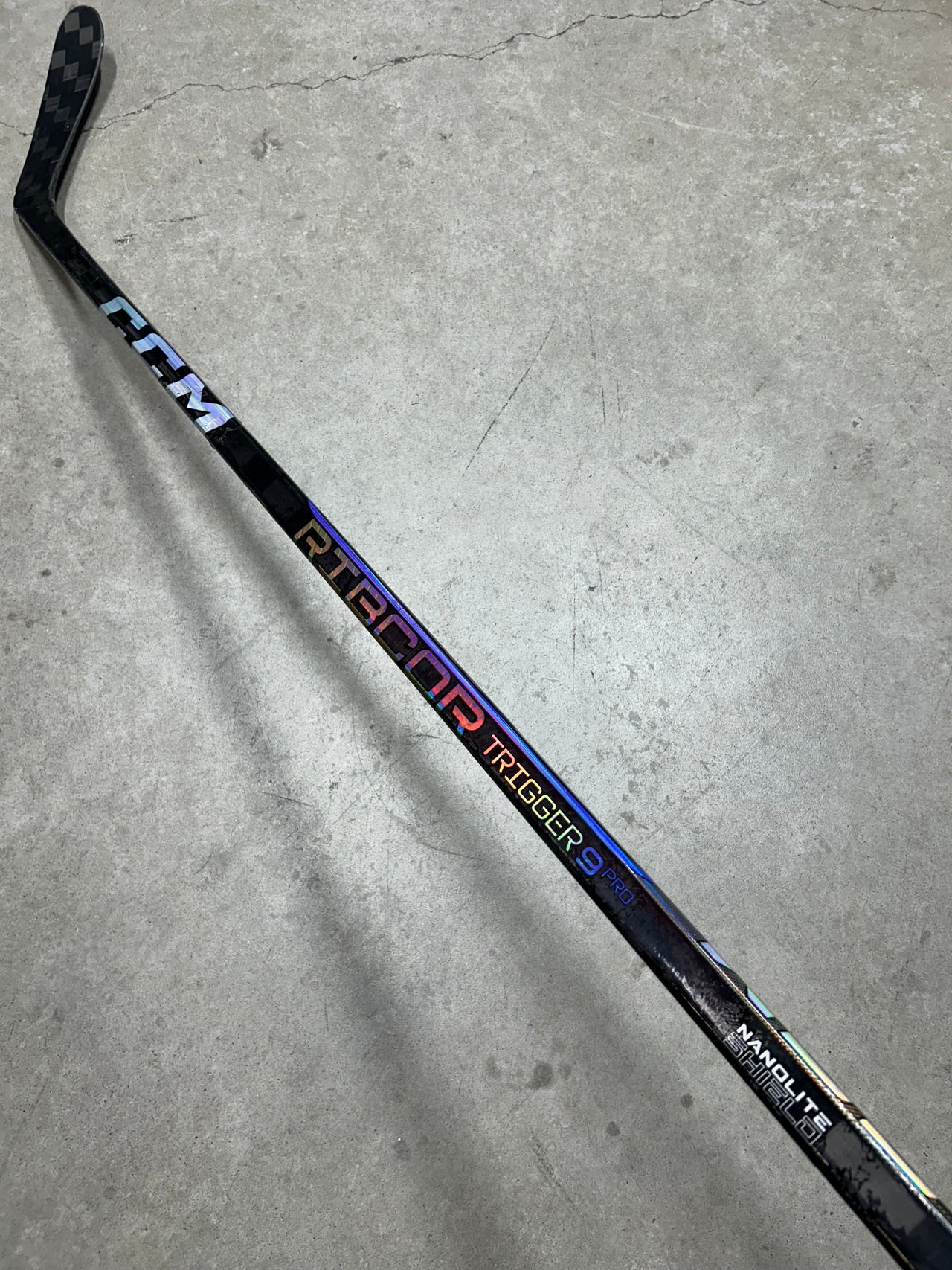 Right Hand 85 Flex P28 CCM Ribcor Trigger 9 Pro (Restored)