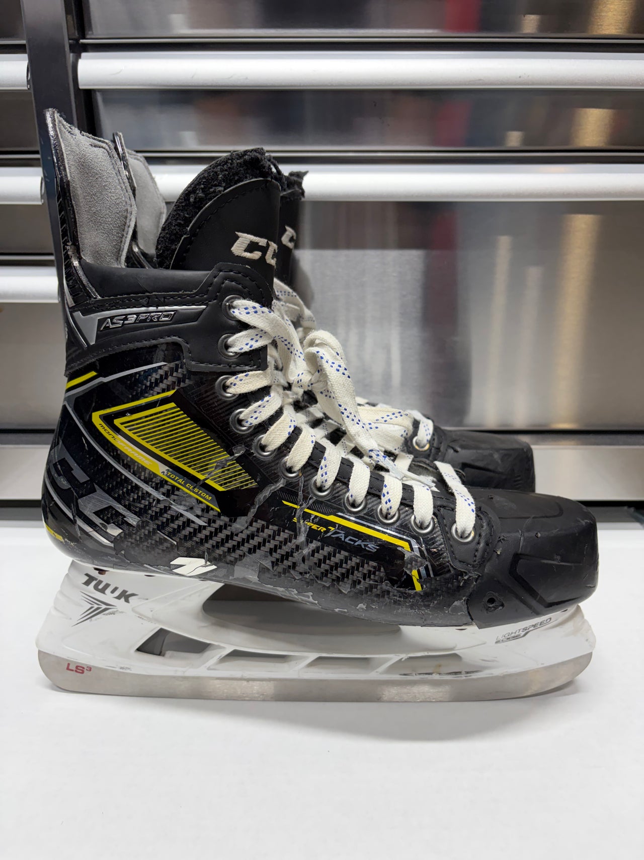 CCM AS3 Pro Skate Size 10.5 Regular Width Pro Stock (Used) JASON ROBERTSON