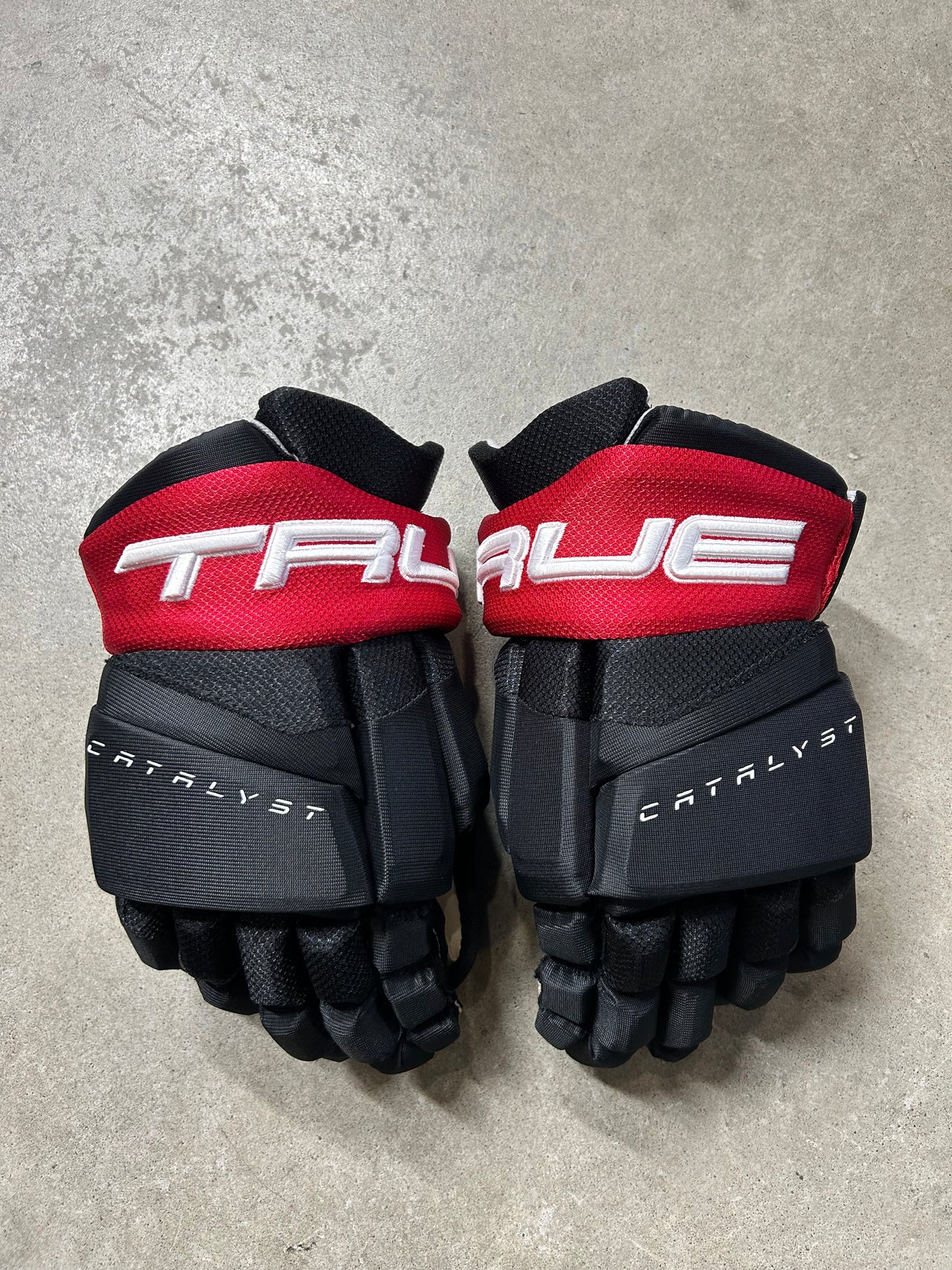 13” True Catalyst 9X Pro Stock Hockey Gloves Ottawa Senators (New)