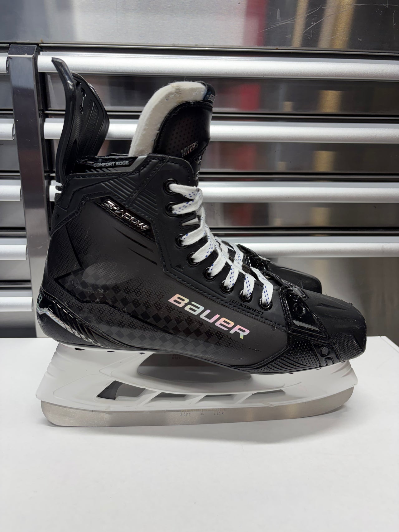 Bauer Shadow Skate Size 9.5 FIT 2 (Used) TORONTO MAPLE LEAFS Pro Stock