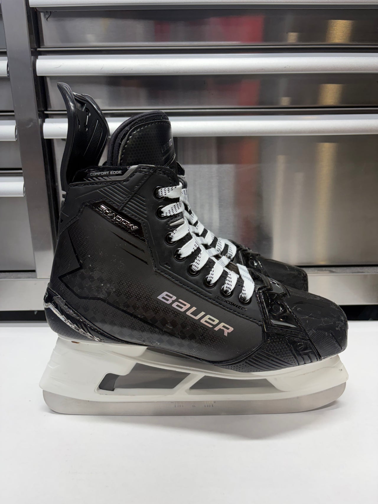 Bauer Shadow Skate Size 9 FIT 2 (Used) TORONTO MAPLE LEAFS Pro Stock