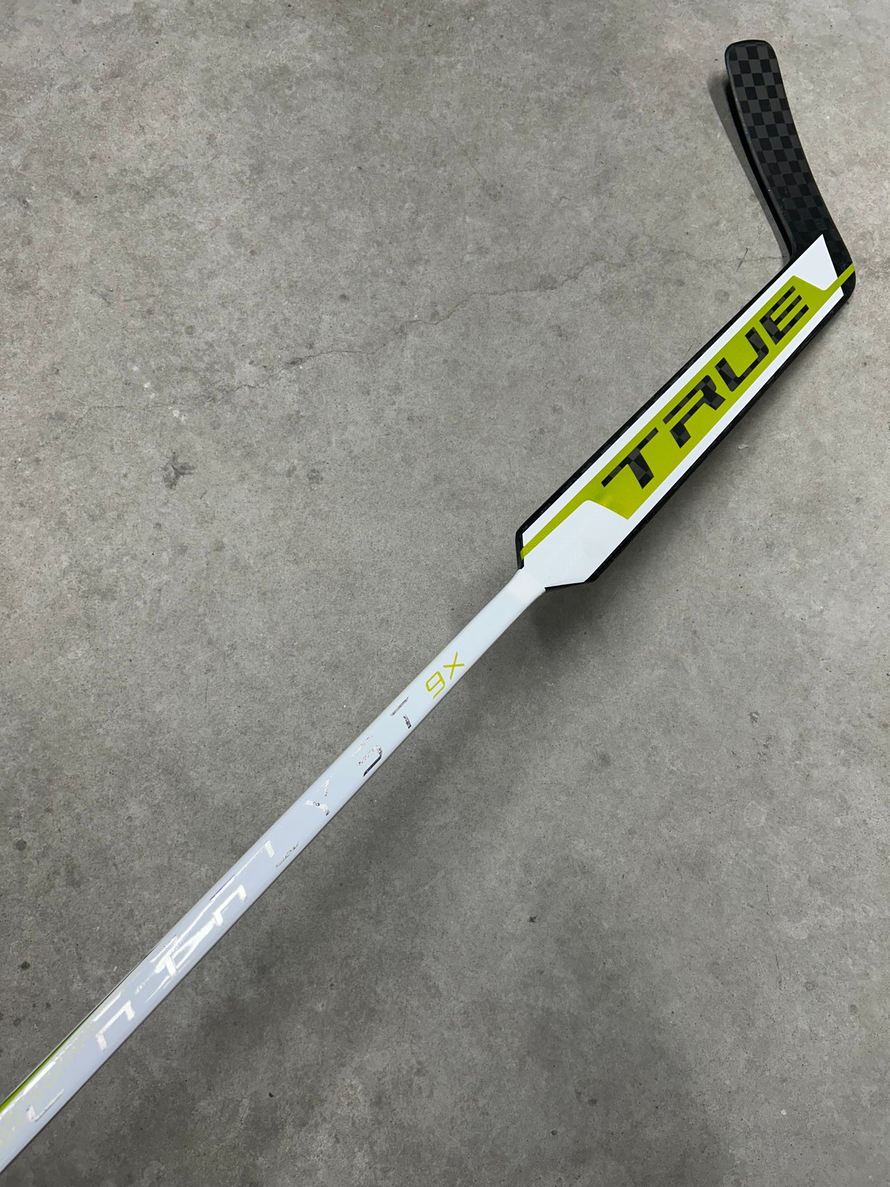 Left Hand 27” True Catalyst 9x Pro Stock NHL Goalie Stick
