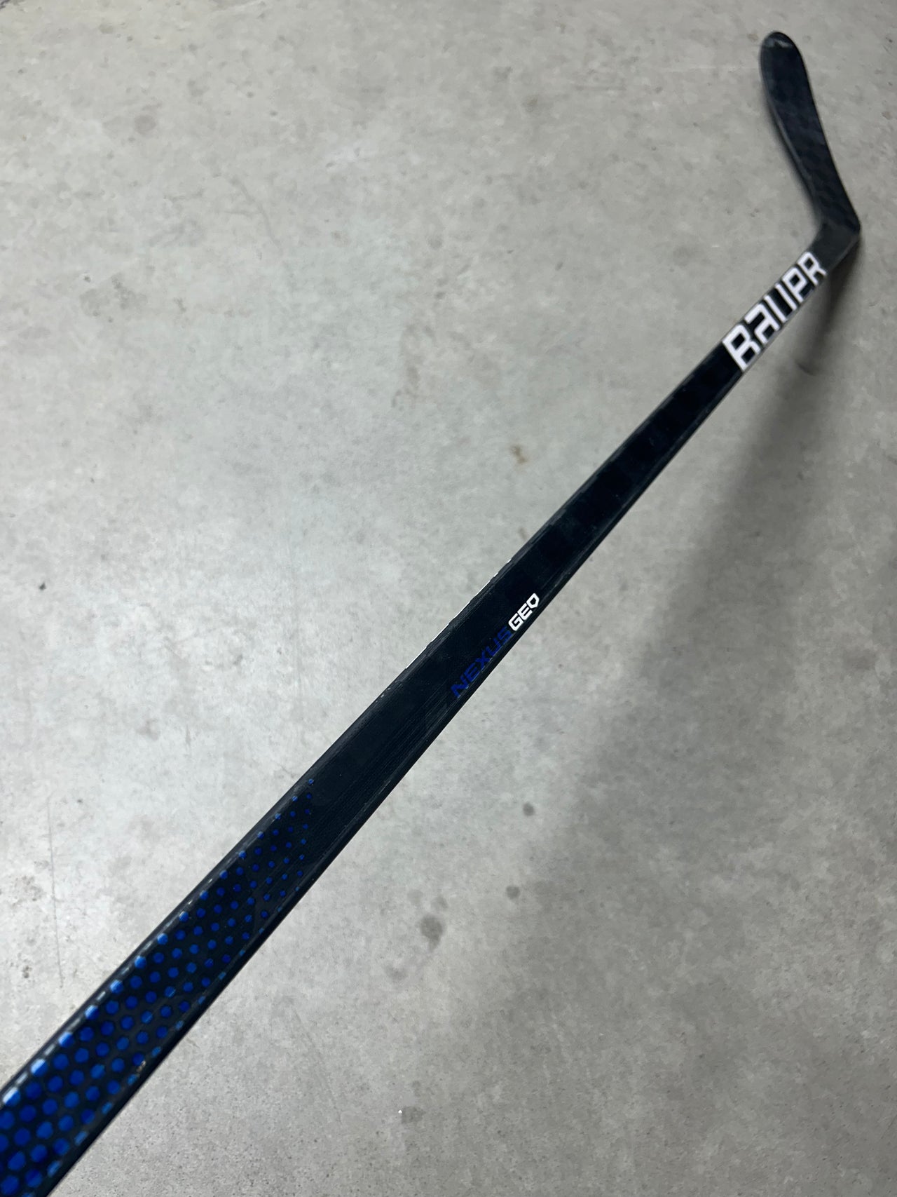 Left Hand 87 Flex P28 Bauer Nexus Geo (Like New)