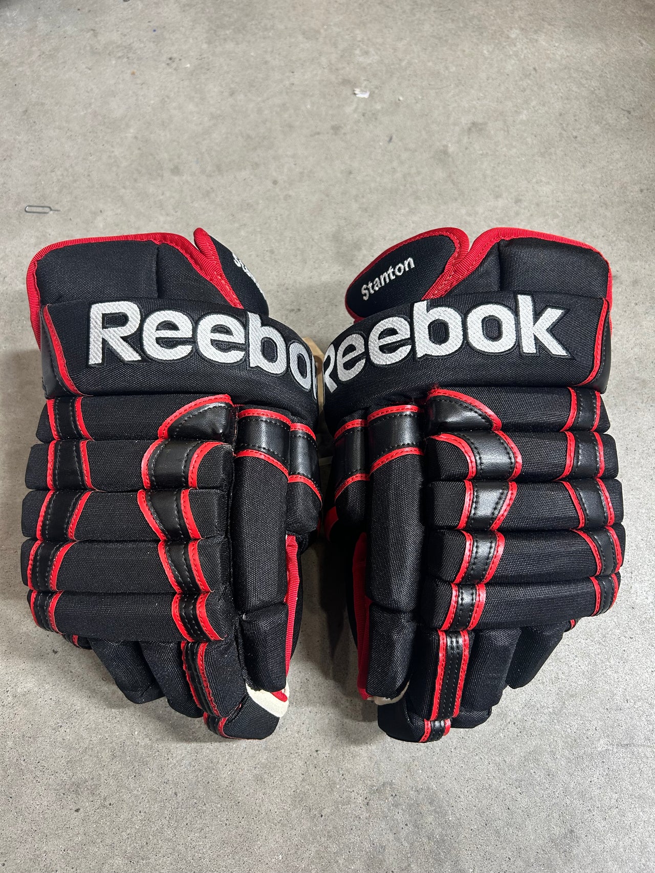 15” Reebok Pro Gloves Pro Stock Game New Ryan Stanton Chicago Blackhawks