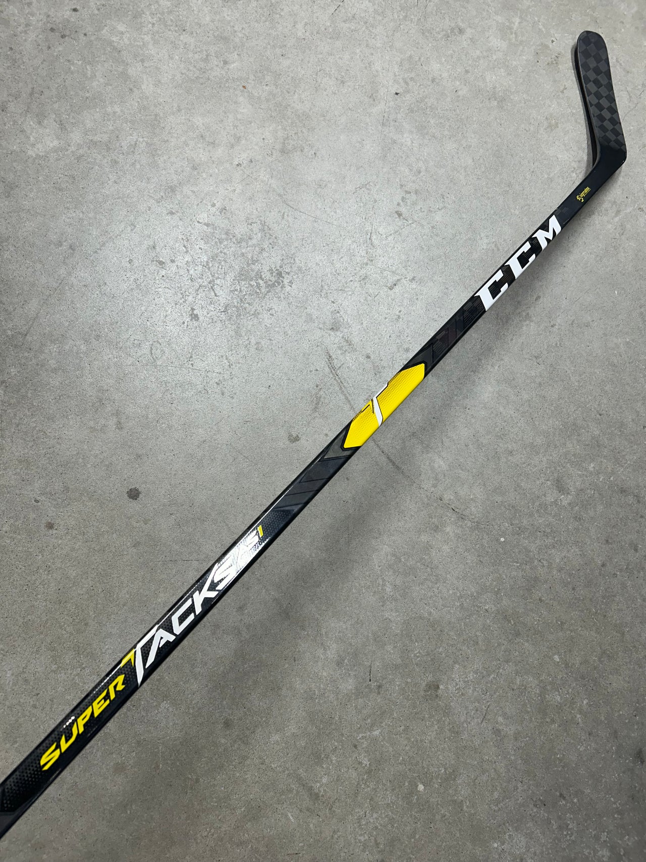 Left Hand 100 Flex Custom P88 CCM Super Tacks AS1 Pro (New) Pro Stock