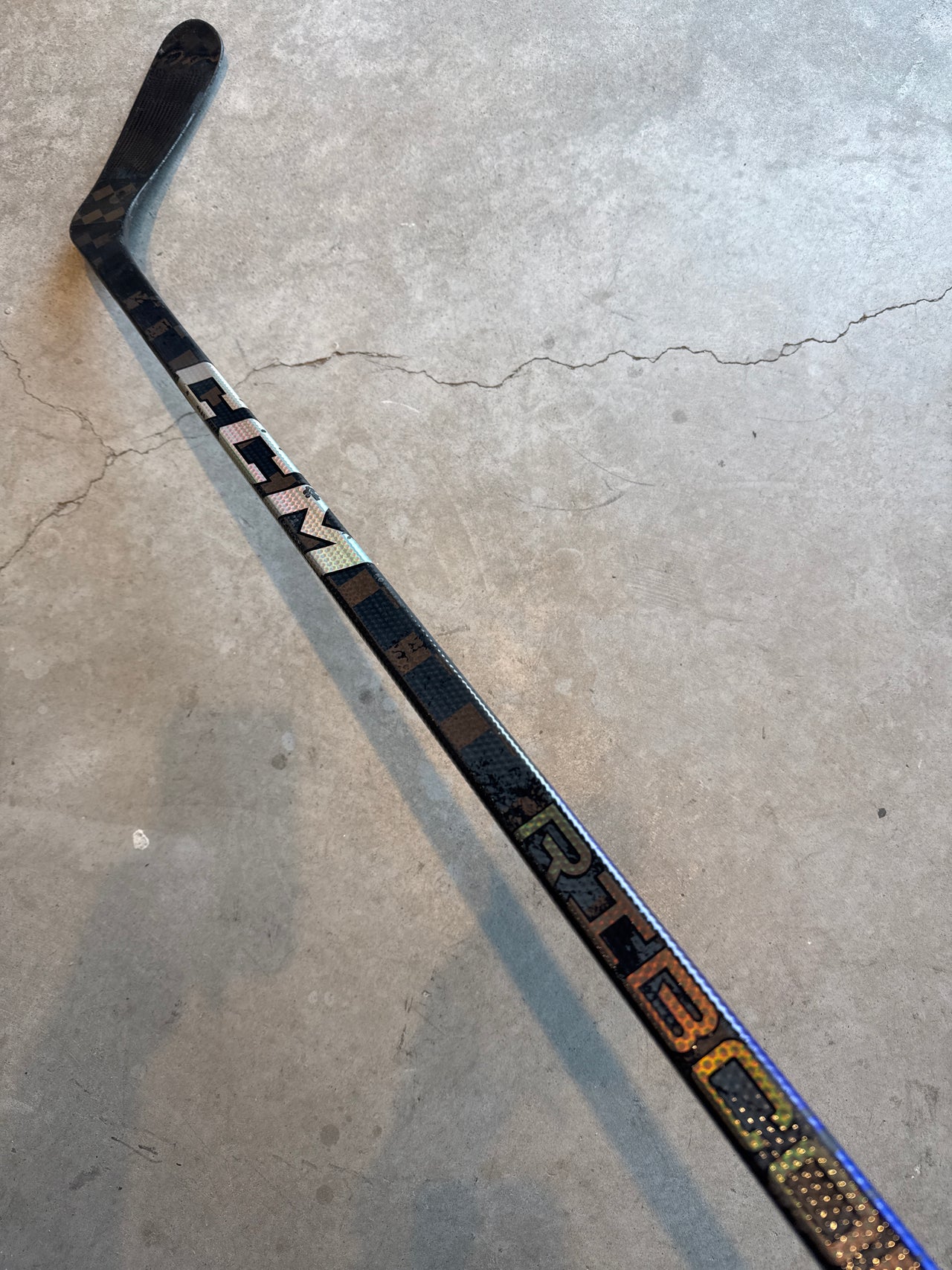 CCM RIBCORE TRIGGER 9 PRO - 80 FLEX - P90TM - RIGHT HAND - USED