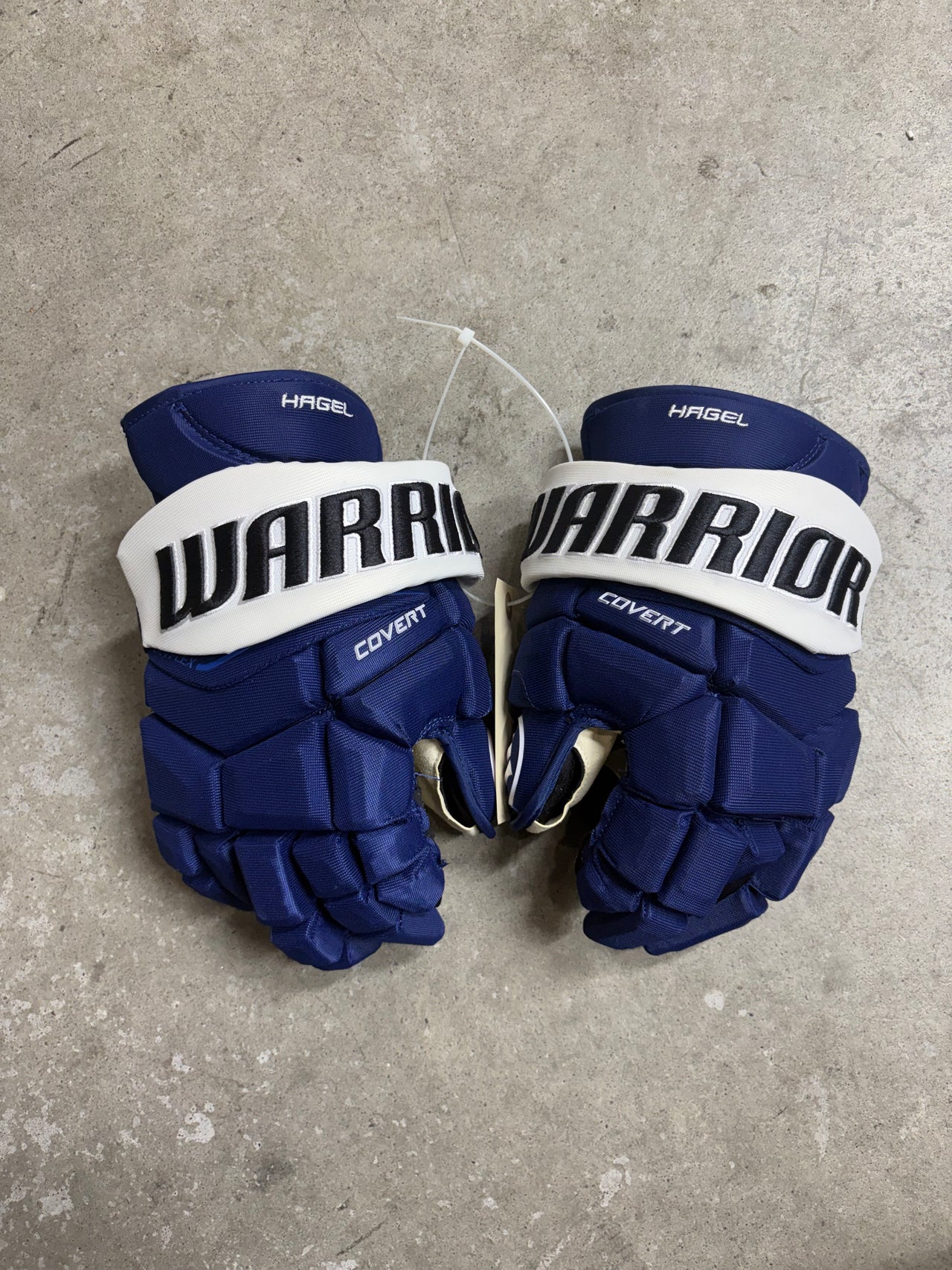 13” Warrior Covert Pro QRE Hockey Gloves (New) Tampa Bay Lightning NHL Pro Stock