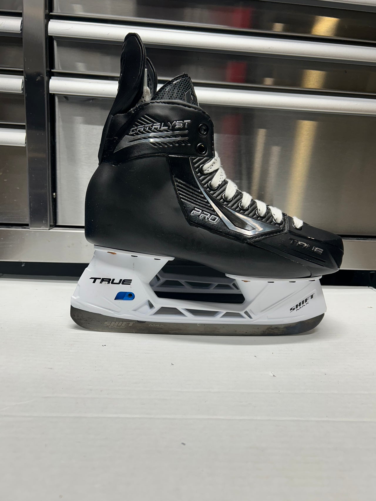 True Catalyst Pro Skate Size 7 OHL Pro Stock (New)