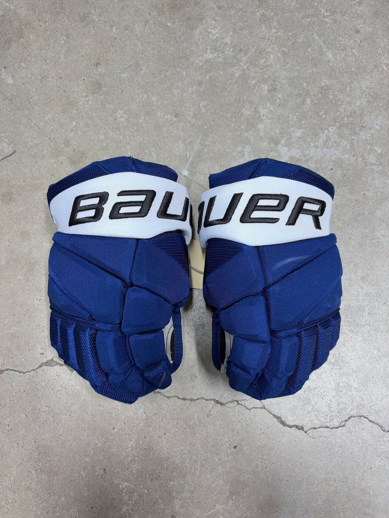 13” Bauer Vapor Hyperlite Gloves Nitka Kucherov (New) Pro Stock