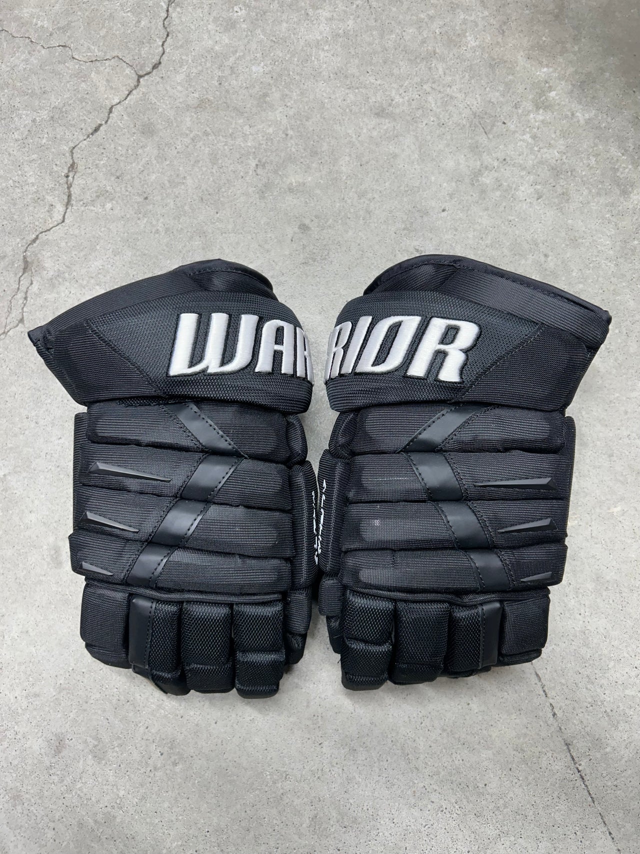 13” Warrior Alpha DX Pro Hockey Gloves (New) Dallas Stars 