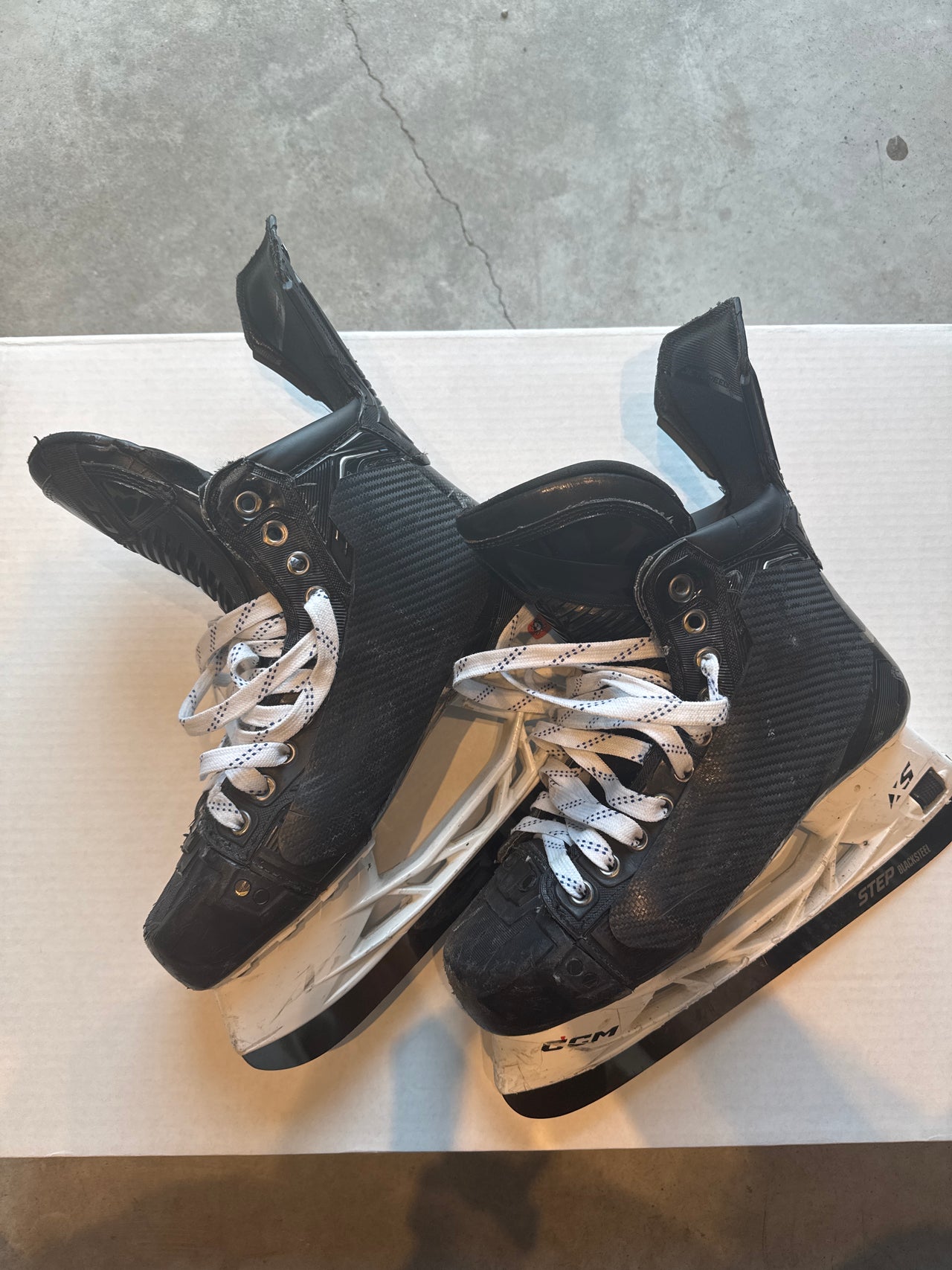 CCM FT6 Pro Skate Used Size 8 Regular Width NHL Pro Stock