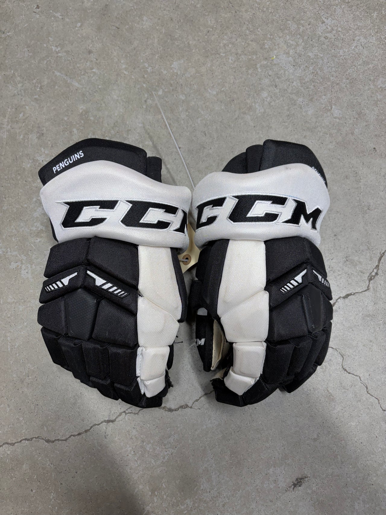 15” CCM HGTK Hockey Gloves (New) Pittsburgh Penguin Pro Stock
