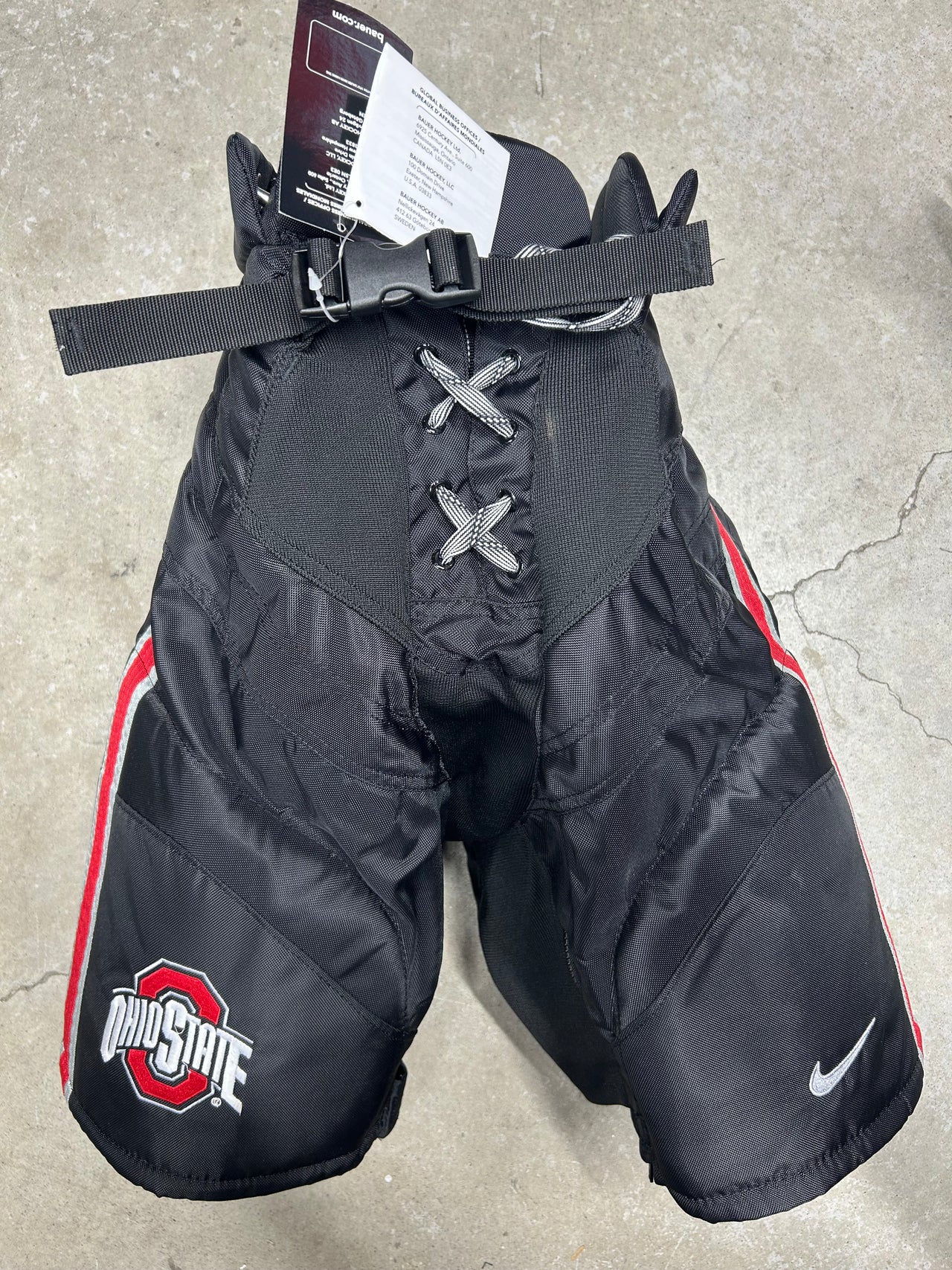 Medium -1 Bauer Custom Pro NCAA Pro Stock Hockey Pants (New)