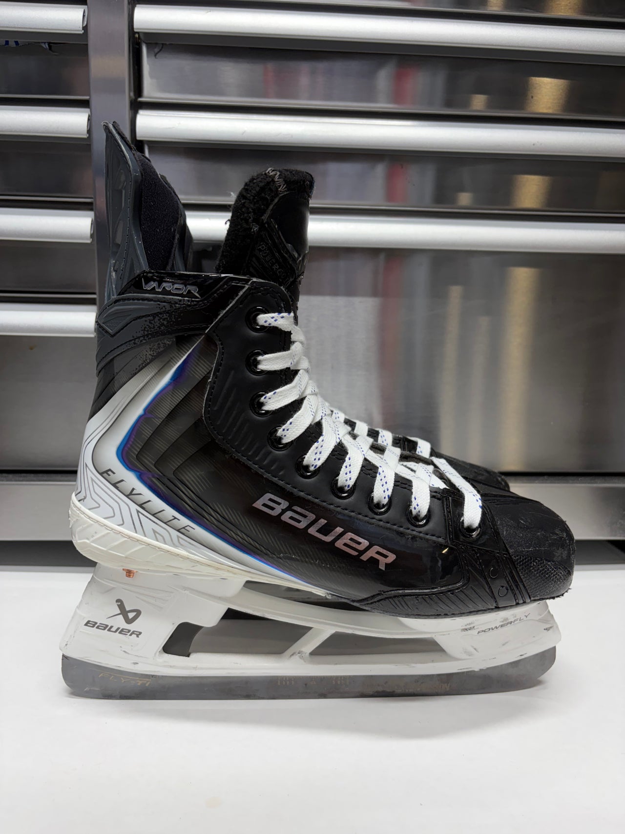 Bauer Vapor Flylite Skate Size 7.5 FIT 1 (Used) BOSTON BRUINS Pro Stock