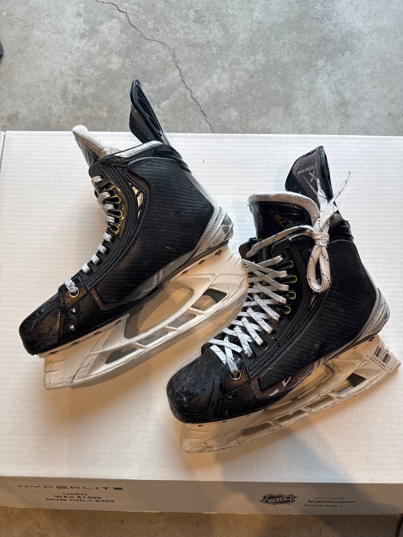 Bauer Hyperlite Skate Size 7 Used Regular Width NHL Pro Stock