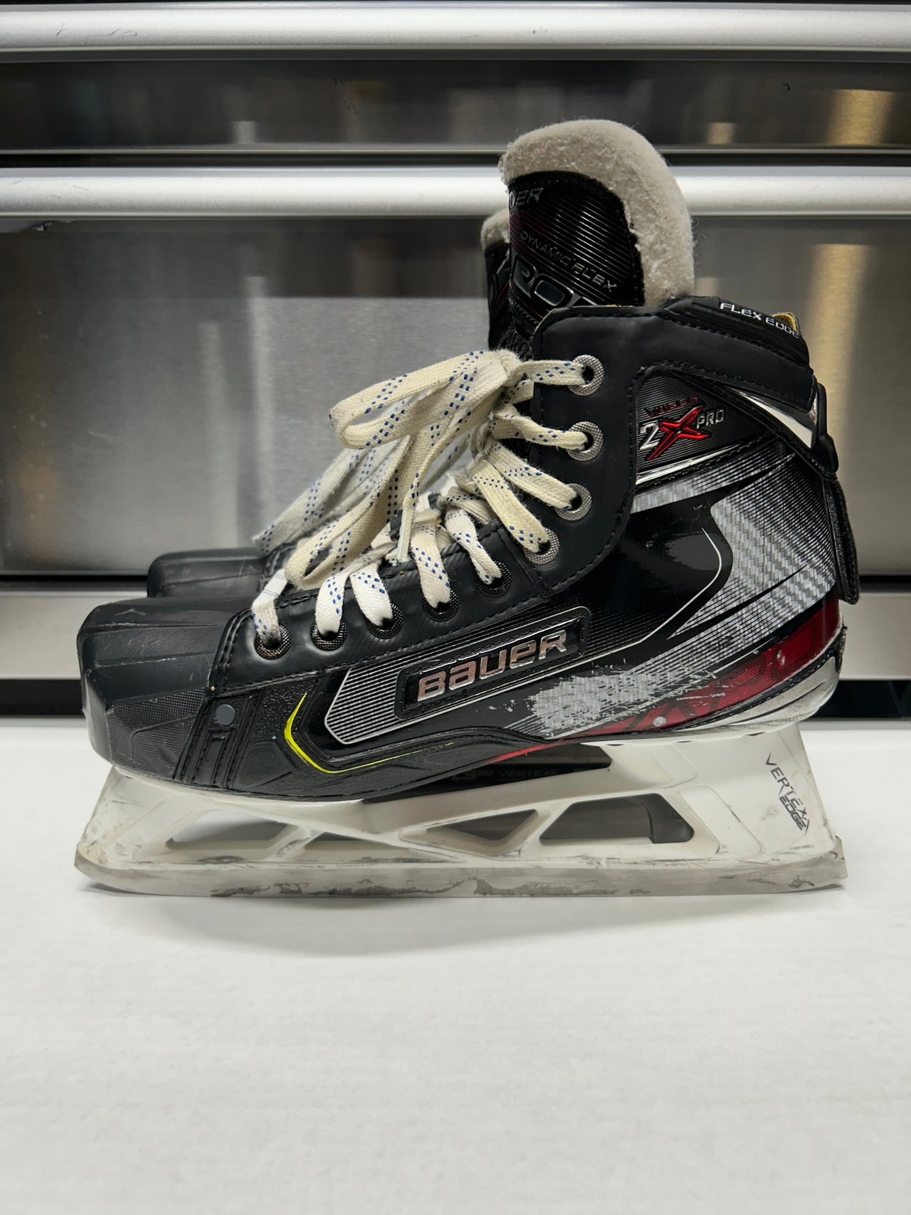 BAUER 2x PRO Goalie Skate Size 8 Used Regular Width NCAA Pro Stock