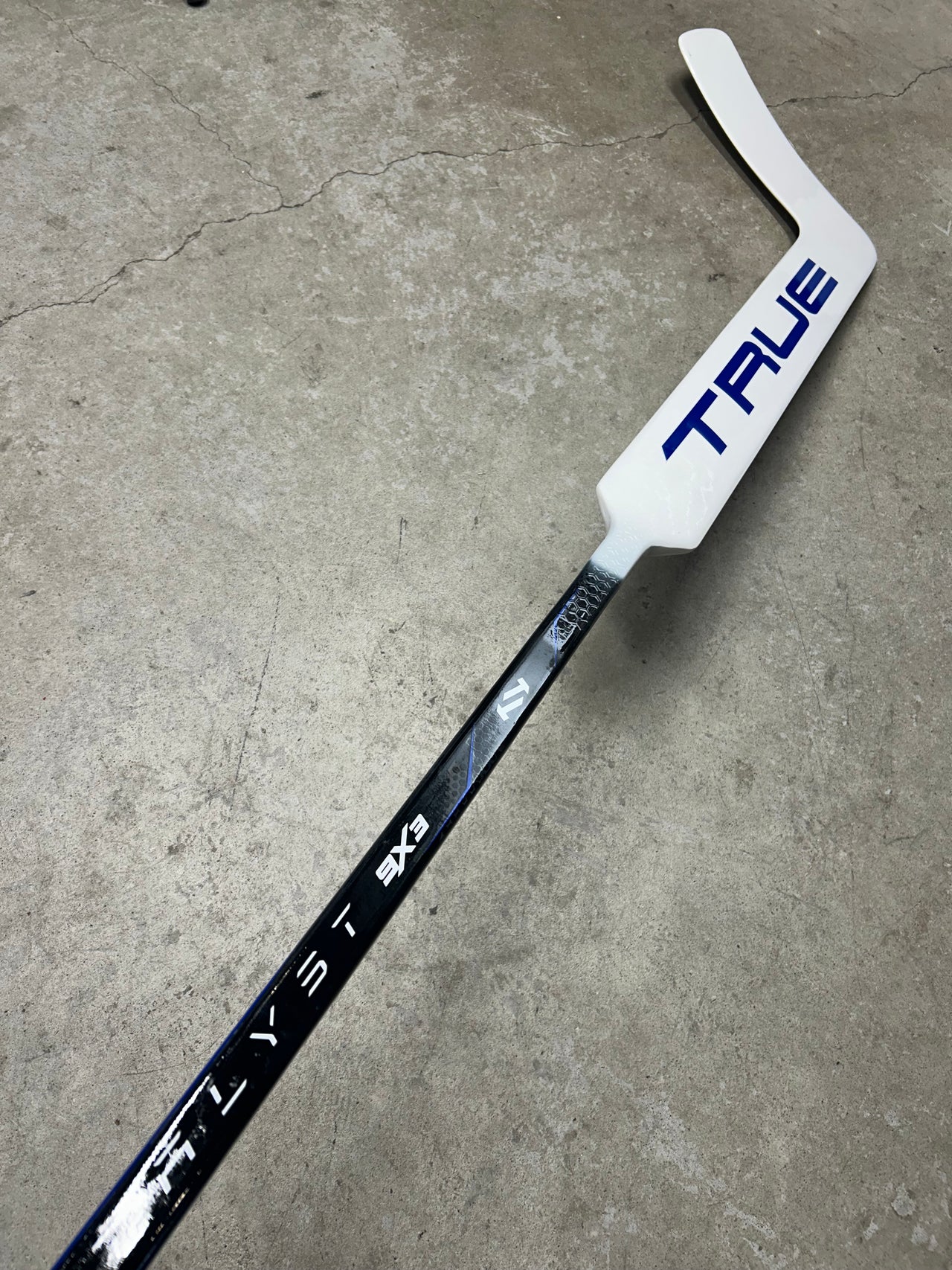 Left Hand 25.5” True 9X3 Catalyst Pro Stock Goalie Stick