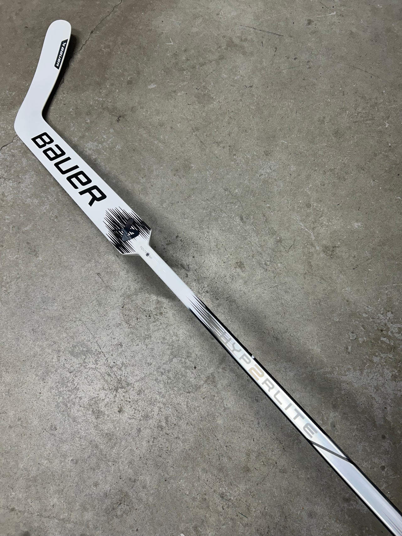 Right Hand 26” Bauer Hyperlite2 Goalie Stick (New)