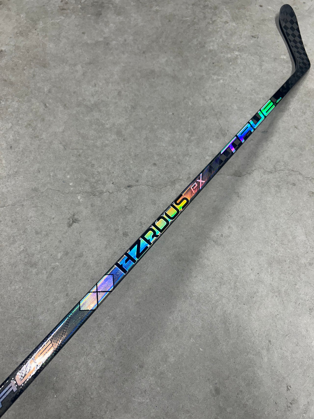 Left Hand 90 Flex Custom P28 True Hzrdus PX (New) Pro Stock