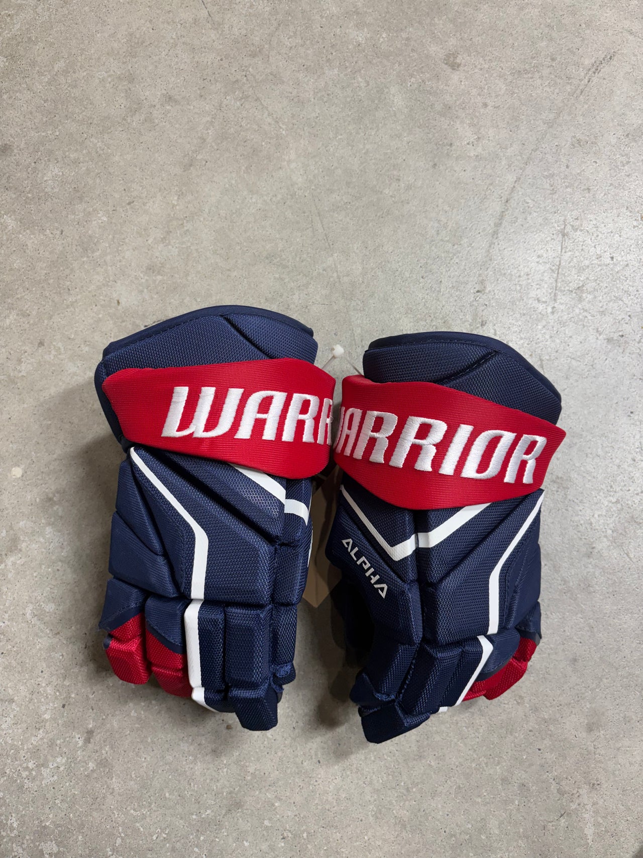 13โ Warrior LX2 Pro Hockey Gloves (New) Pro Stock
