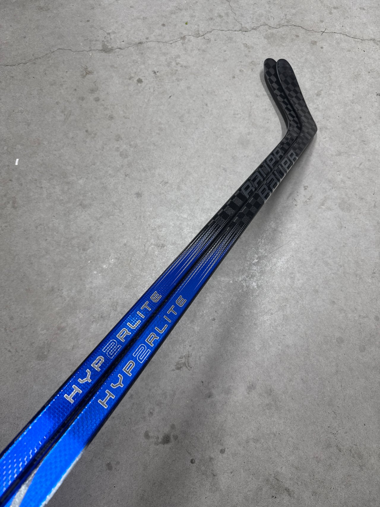 Left Hand 77 Flex P28 Bauer Hyperlite (Used)