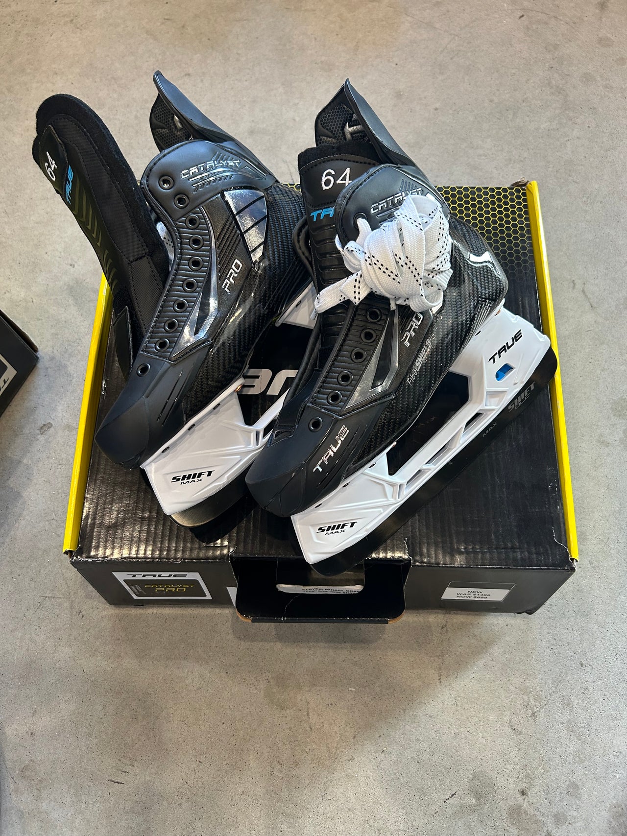 True Catalyst Pro Skate Size 8 New Regular Width Mikael Granlund Pro Stock