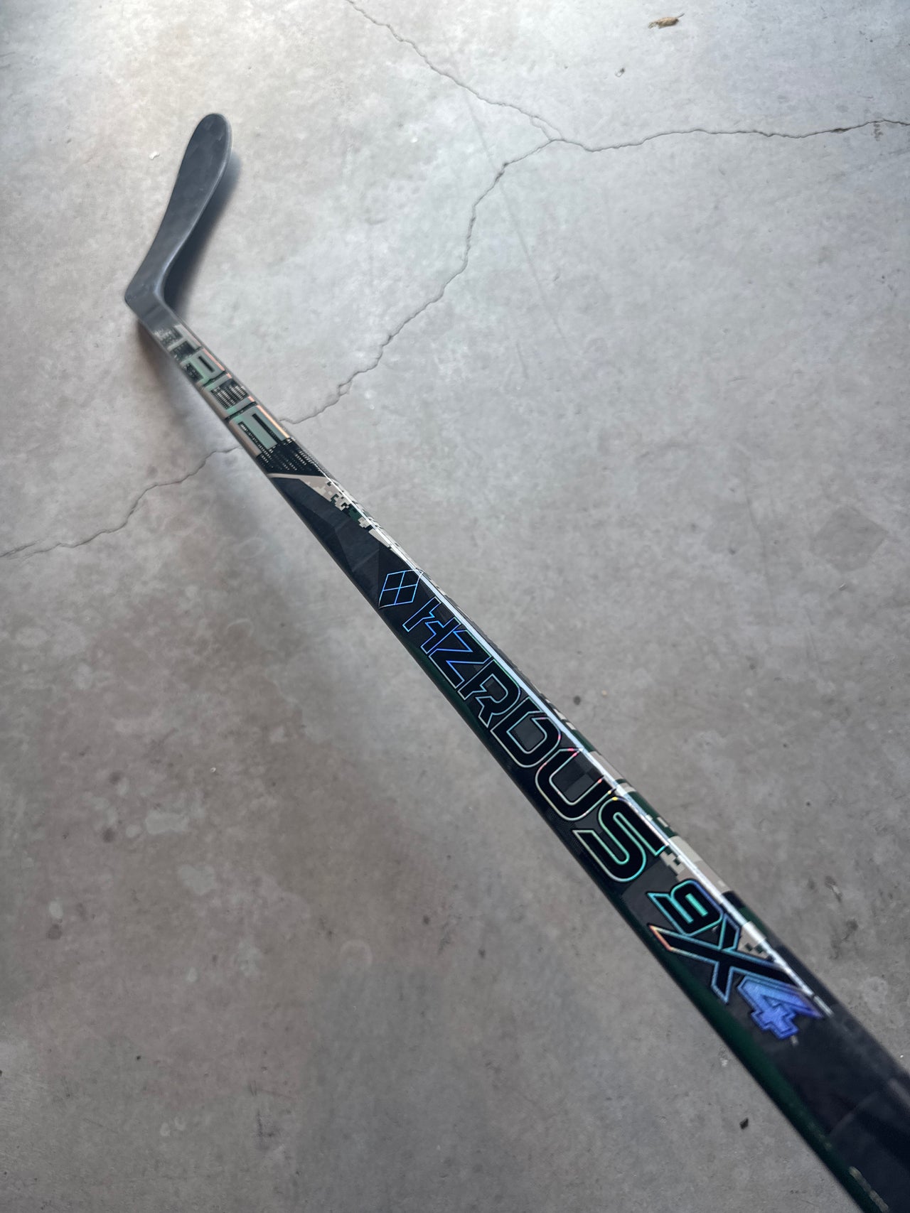 Right Hand 70 Flex P28 True Hzrdus Smoke New (Wrapped as HZRDUS 9X4)