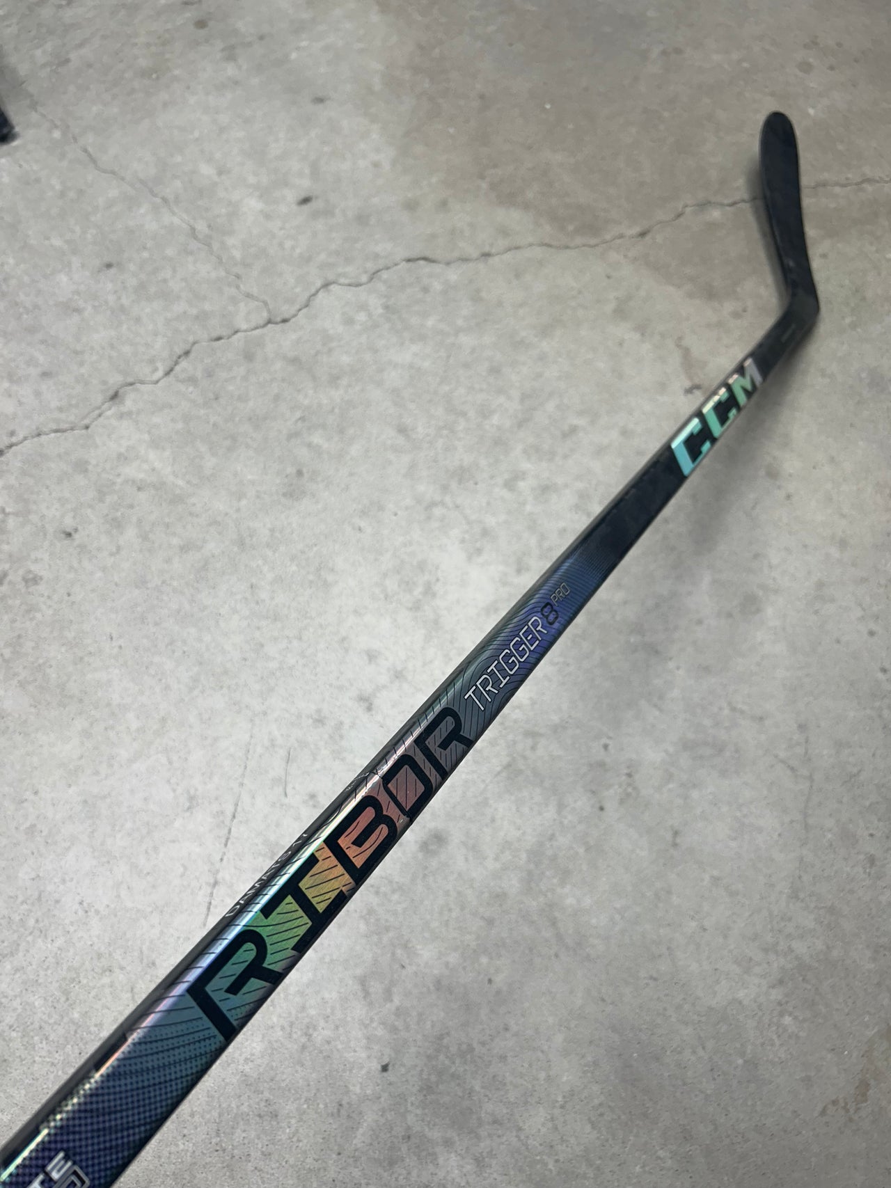 Left Hand 85 Flex P28 CCM Ribcor Trigger 8 Pro (Restored)
