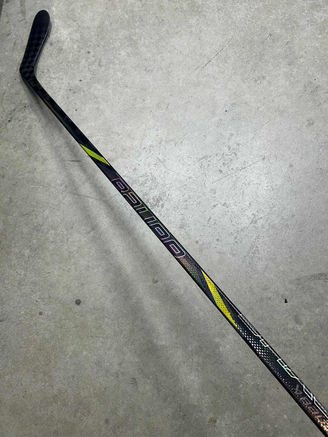 Right Hand 87 Flex P28 Bauer Tracer (Like New)