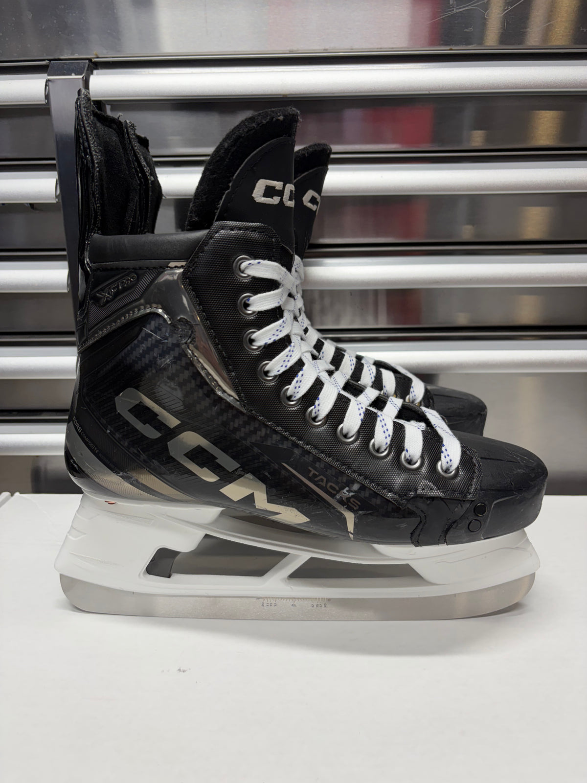 CCM XF Pro Skate Size 8.5 Tapered Width (Used) NHL Pro Stock